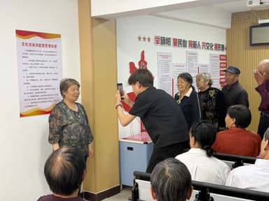 内蒙古赤峰市林西县:小照片定格“最美微笑” 公益照相暖了老人心
