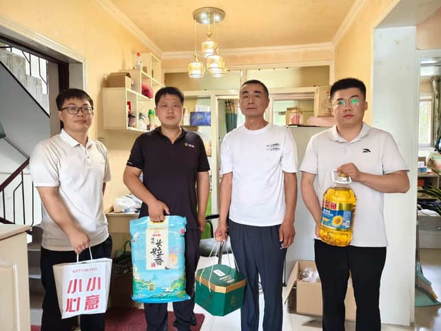 新疆兵团第八师一四四团一社区:党建引领送暖端午 多方携手共建温馨邻里