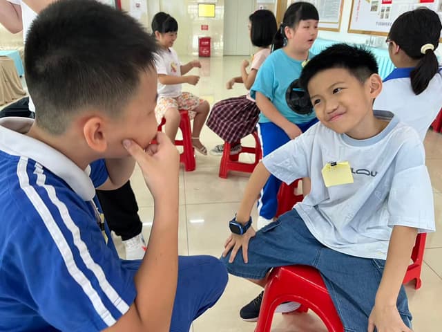 广东省深圳市宝安区沙井社区开展青少年自我探索成长小组,精准服务社区“一小”